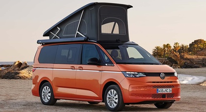 Il s'agit d'un camping-car Volkswagen California de septième génération. Il est plus spacieux et hybride rechargeable